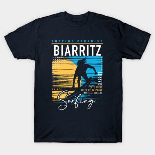 Biarritz Surfing Retro Surf Graphic // Vintage Surfers Paradise T-Shirt